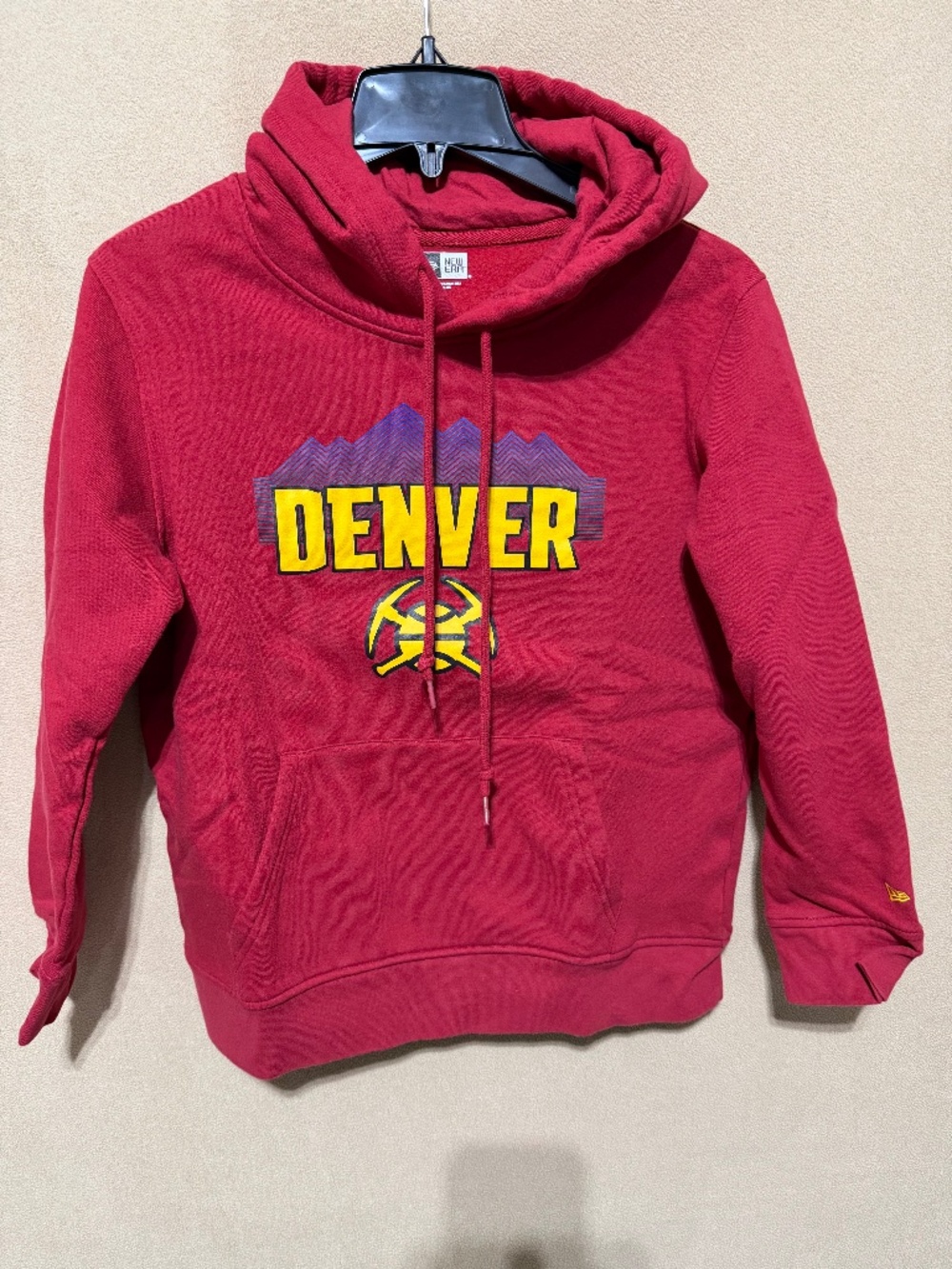 Denver Nuggets Women's New Era 2023-24 City Edition Hoodie Red Medium